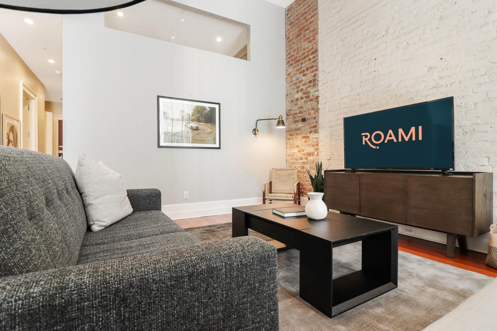 CARONDELET STREET APARTMENT BY STAY ALFRED NEW ORLEANS, LA