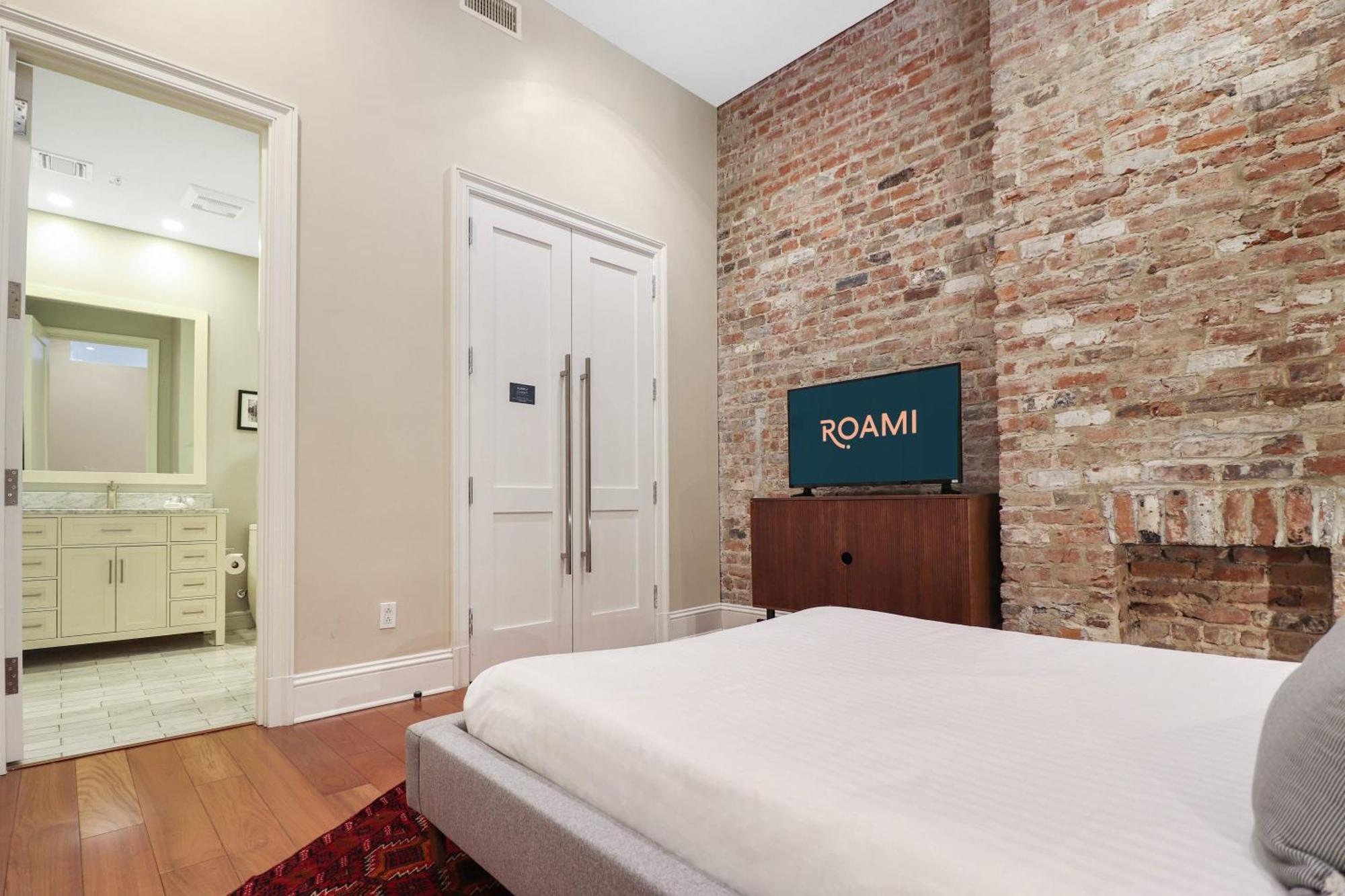 CARONDELET STREET APARTMENT BY STAY ALFRED NEW ORLEANS, LA